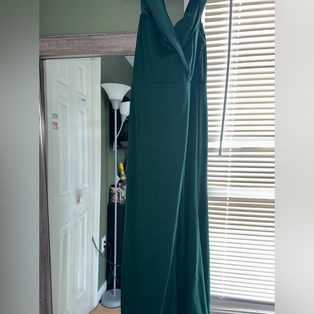 Lulu’s Song of Love Hunter Green Off-the-Shoulder Maxi Dress